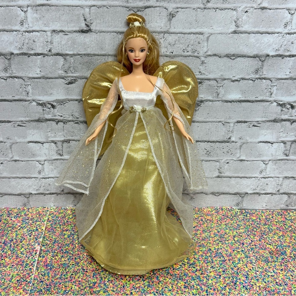 Barbie Doll Angelic Inspirations Blonde 24984 Vintage 1999 Gold Wings
